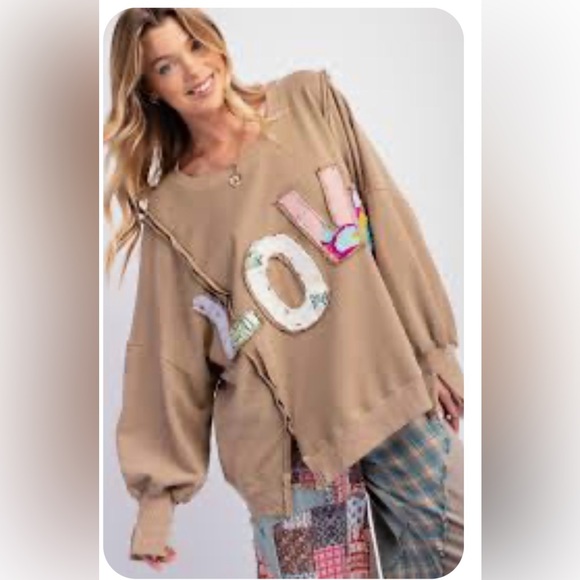 Easel Oversized Tan Love Patch Terry Sweatshirt . Size S - Picture 2 of 9